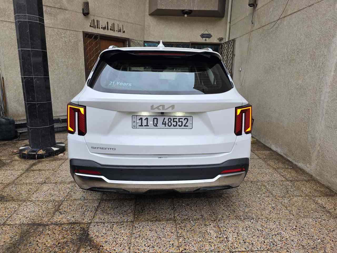 السلام عليكم
للبيع كيا سورنتو
 موديل 2025 
 ضمان شركة الدولية وبعدها بالضمان وبيهة تبديلات دهن وفلاتر مجانية
 فول مواصفات فول الفول 5 كامرات وداتا شو وكراسي جلد وكهرباء تدفئة وتبريد بالكراسي صندوق كهرباء وشفط تتقدم وترجع بالرمونت حساس امامي خلفي ونظام التوقف ذاتي بصمة ابواب وتشغيل وتشغيل عن بعد من الاخير السيارة فول كل المواصفات موجودة عدا البنراما
 مكفولة كفالة عامة عدا تكحيل بسيط بالجاملغ الامامي 

ماشية 10 الف كيلو

رقم بغداد تحويل مباشر

السعر 325 وبيهة مجال بسيط

للاستفسار
***********
