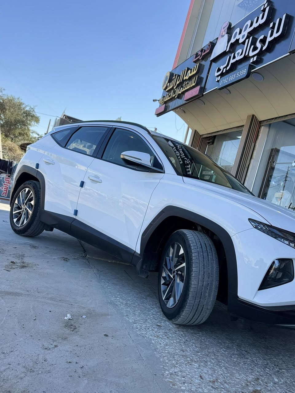 هونداي توسان موديل 2024 خليجي 
ماشيه 28 الف 
رقم بغداد باسمي 
سيارة مكفوله كفاله عامه 
عنواني ابوغريب شارع الزيتون مجاور البدور 
***********
***********
