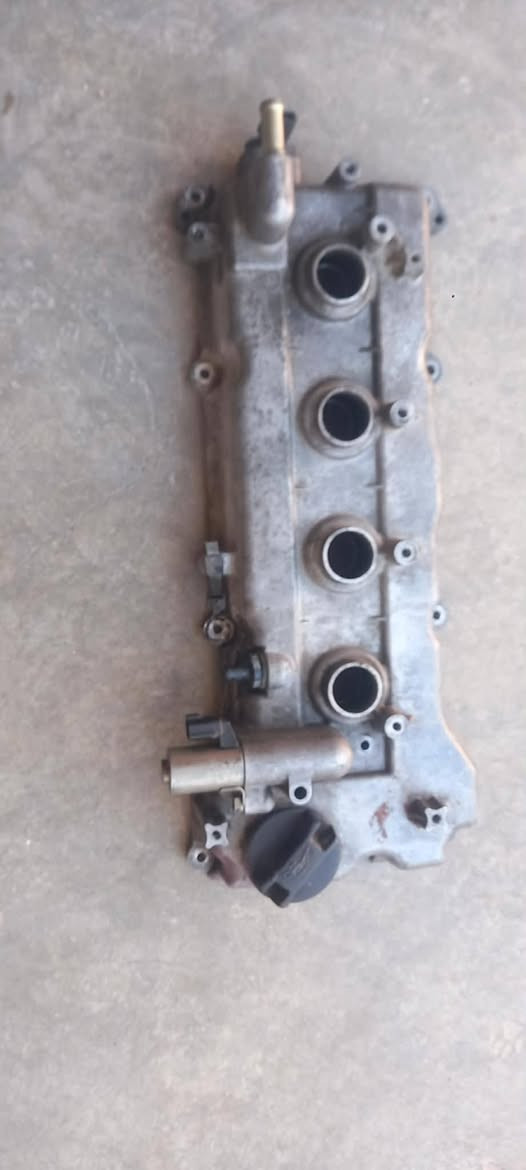 للبيع قبغ محرك ابيض مال كصه لوك كلش نظيف كامل ويا حساس كام شفت و حساس vvt ، السعر ٦٠ الف *********** مكاني كركوك
