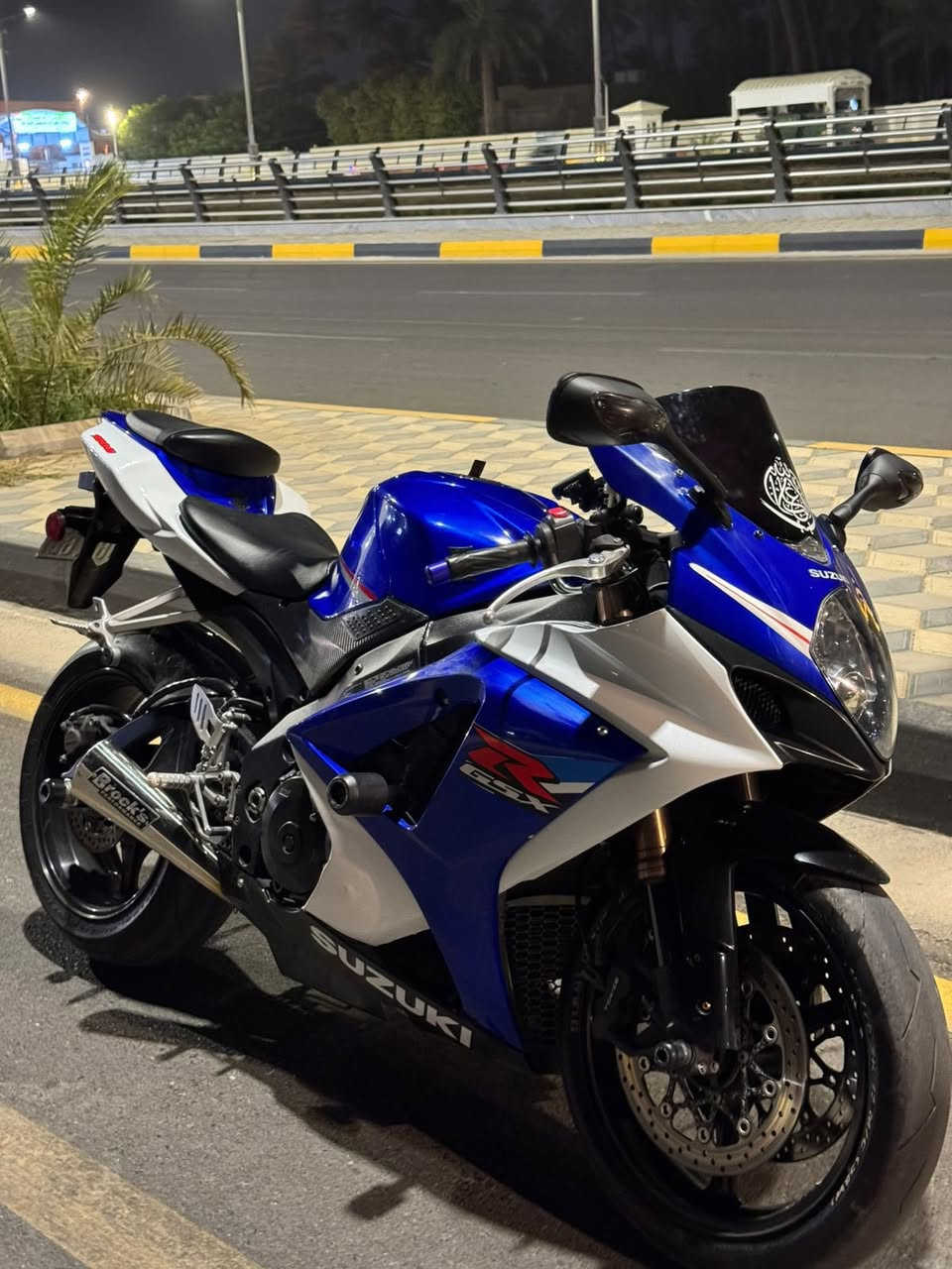 سلام عليكم
متاح جكسر 1000 
مبرمجه ٣ مودات
عليه صالنصه Brocks
عليه ترتيبات مثل مواضحه بل صور 
عله تخم سلايدرات 
دراجه. زنون 
دراجه كفاله عامه 
مكاني بل حسينيه مال راشديه 
رقم ***********
