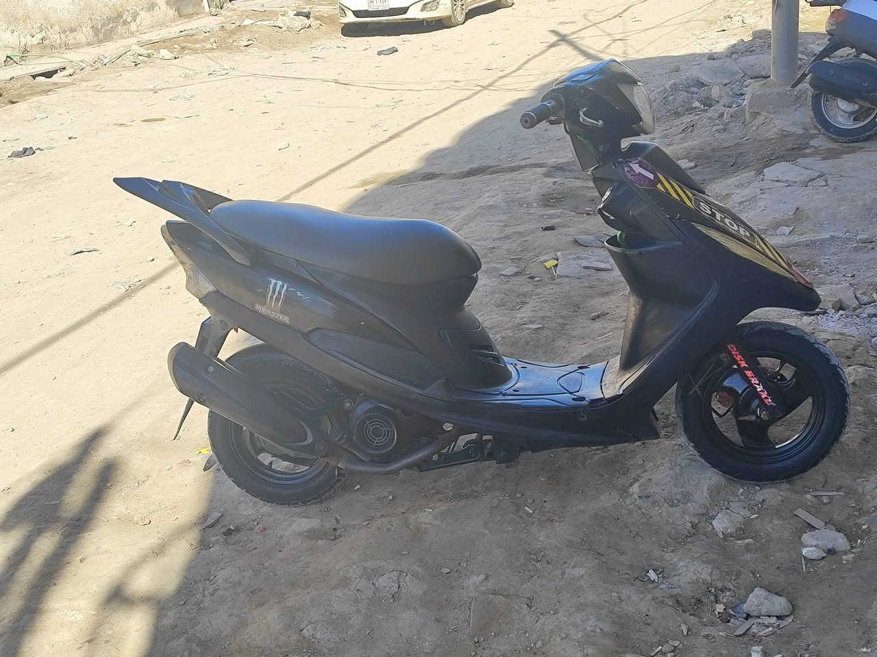 دراجه ماكس عدله مفتوح للبيع السعر 400قفل نضيفه فول بس العنوان حي رمضان قرب محلات شلال هاذه رقمي وتساب ***********
