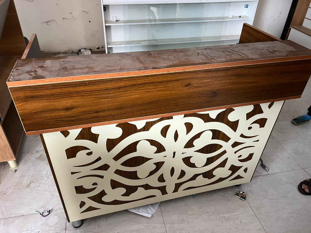 غراض محل موبايلات للبيع
الاتصال ***********
