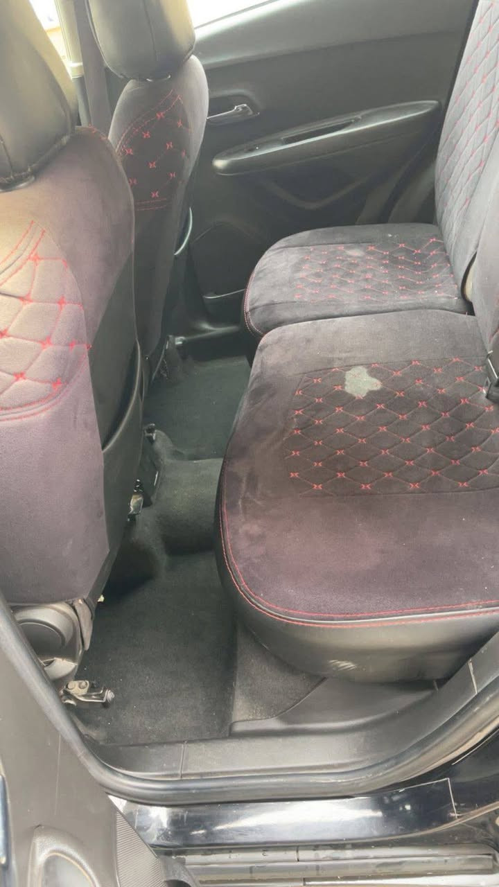 🌷 سلام  عليكم   🌷
___________________________
⚜️ نــوع-المركبة : شوفر ليت تراكس خليجي 

⚜️ المــــوديــل : 2018
⚜️ الفئــــــــــة : TRAX/  LT
⚜️حجم المحرك : 1800  دوش 
📟 الـــــعـــداد : 99684 كيلو 
💲 السعــــــــر :105
 بيها مجال بسيط حره  رقم  سليمانيه  تريد وكاله تريد  تحويل 
—————————————▪️
المواصفات :  خليجي  
 
▪️—————————————▪️
🚧الــضــرر : فقط الجامغ الامامي والباب خلف السائي  
☎️للاستفسار :  ***********
📍العنوان : بغداد السيديه
