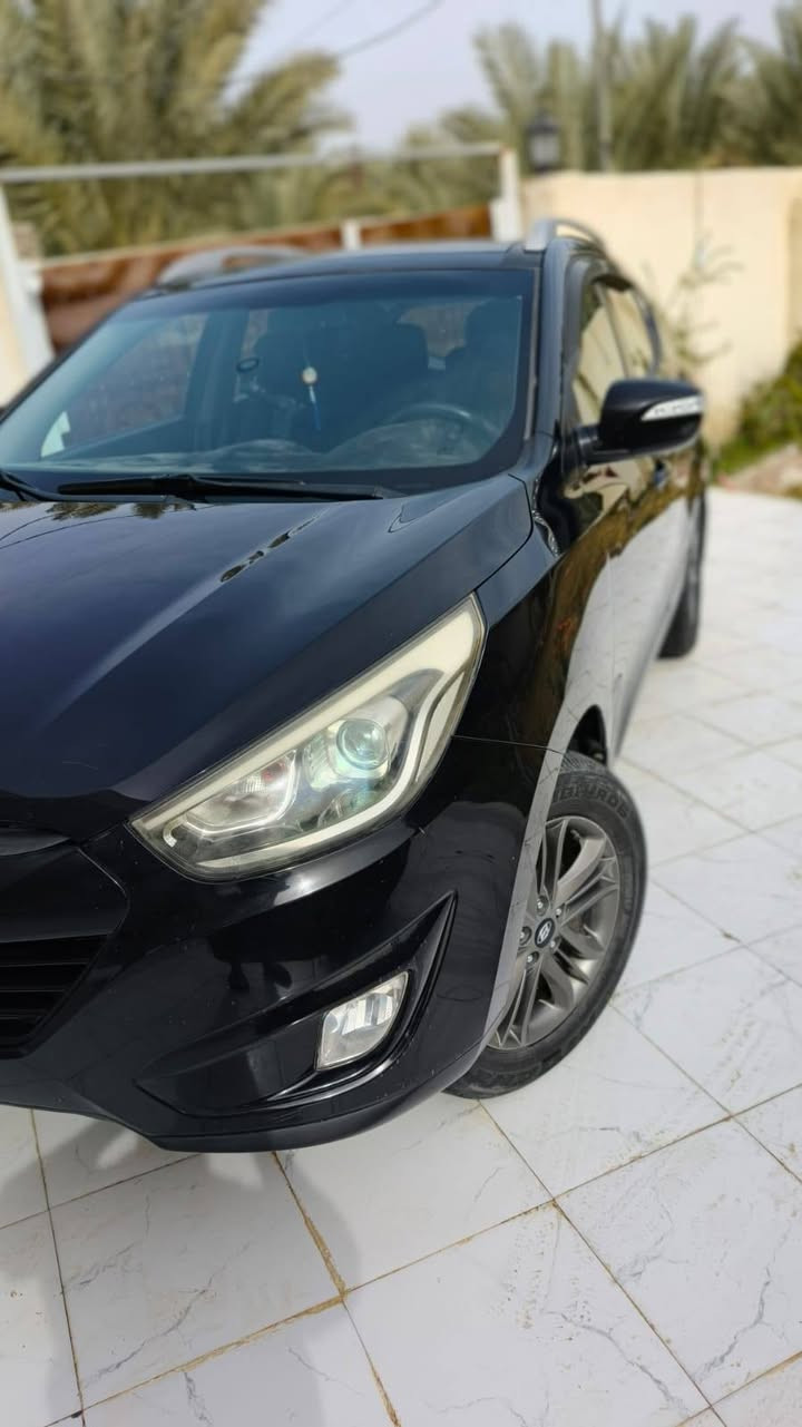 السلام عليكم توكسان 2016خليجي للبيع سياره مكفوله كفاله عامه تبريد مكينه كير  دوشمه جديده  سياره ما ماشيه نضيفه بمعنى الكلمه مكينه 2000 ب160وبيه مجال حك الجيه سياره باسمي مكاني كربلاء الابراهميه ***********
