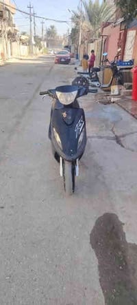 سلامً عليكمً ماكسً عدلهً ختمً واحدً بلاديهً 49ناعمهًًً.  دبلاتً اماميه...