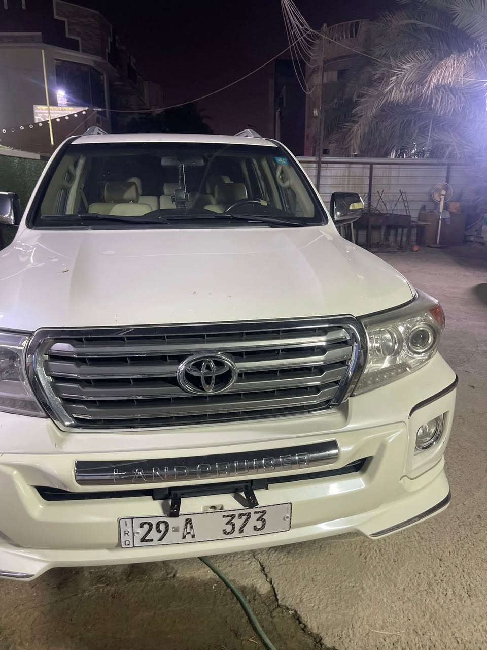 السلام عليكم
لاندكروز موديل ٢٠٠١٠/ محدثه ١٤

بصمه تشغبل عن بعد  داخل جلد فتحه تشغيل عن بعد السياره مكفوله من البارد والصبغ مكاني بغداد المنصور 

     هـ***********

متواجد واتساب او اتصال مباشر السياره نضيفه وبلاديه من ناحيه الكشر ماشيه حقيقي ١٧٠ اي نقص مبيه جاهزه وبسمي   حته بغداد احولك رقم واسط مميز
