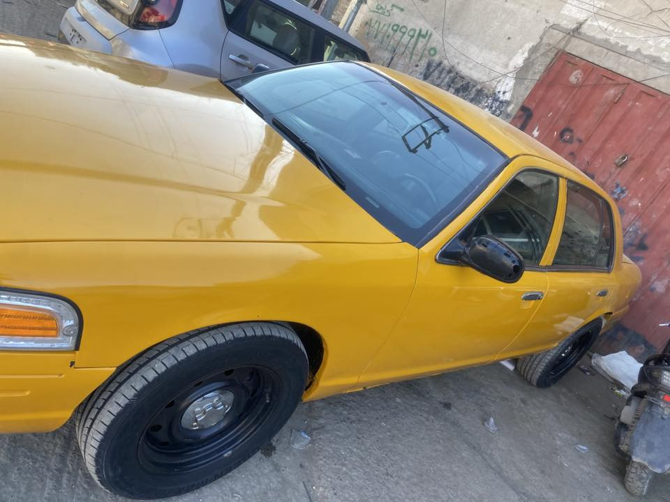 ‎السلام عليكم فورد كراون فكتوريه اصل 2011 
‎اصل صفرة السيارة خير من الله كلة جديد او اصلي 
‎صدر تايرات باتري تبريد تتفئه خير من الله 
‎السيارة سيرفس كامل نوزلات بلكات مجاول فيتبم كلة جديد اصلي. سنت متصرفلهة السيارة جاهزة من كل النواحي ارائك 
‎وين ميعجبك شلعة معدل فول رقم بابل الجديد 
‎عليهة غرامة 200الف او هيئه 110الف 
‎السعر 60$قابل لتفاوض مكان بغداد تحويل مباشر 
***********
مراوس حسب القناعة
