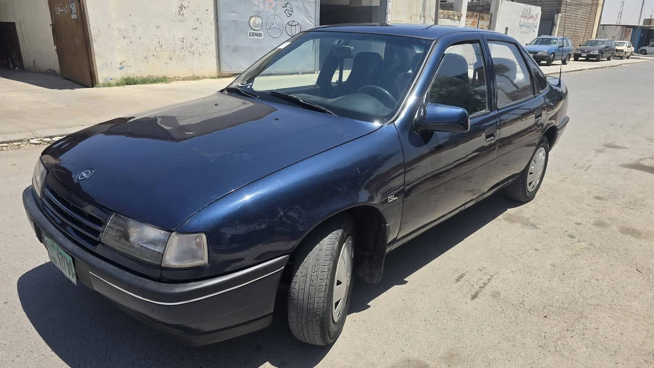 اوبل فكترا
حجم ١٦ قايش عريض
كير عادي كير محرك  شرط
كهربائية كلها شغاله 
صبغ عام جماليه شرط بدون دعم ومعجون 
سنويه خضره وشرط التحويل 
صدر امامي خلفي جديد جاهز 
سياره جاهز مجهزه للهزه 
عنوان موصل برطله 
***********/***********
