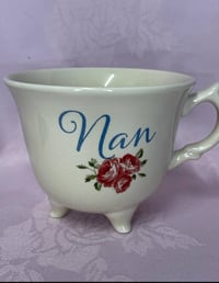 قابل للتحصيل • خزف ناعم • نمط زهري