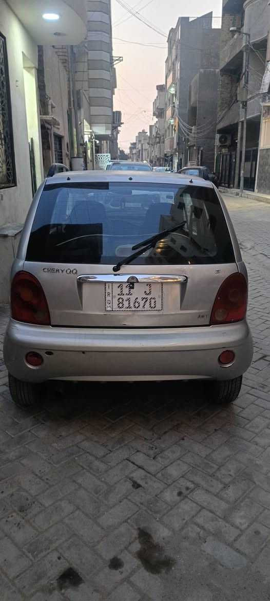 كيو كيو 2010 سيارة نضيفه مابيها نقص تحويل مباشر
سعرها 27 ورقه عنواني الاعظمية 
***********
