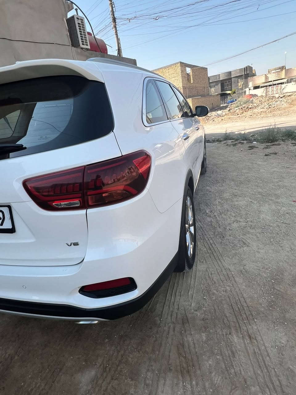 السلام عليكم سياره سورنتو موديل 2020ماشيه 128 الف سياره مكفوله رقم بغداد جديد سنويه بأسمي 2030 
السعر :***********
