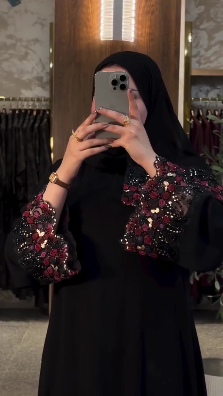 رجعنا كررنا عباية الترند واتوفرت بالفرعين صبايا
Size S-M-L-XL-XXL-
📍الفرع الأول : السيدة زينب - حارة المقبرة _ مقابل سبورات زكور 
📍الفرع الثاني : السيدة زينب -أخر شارع التين -ع الشارع العام- مقابل فروج عمو أبو رضا بجانب حلويات القاسم  

فيكم تتطلبوه أون لاين والتوصيل مجاني ضمن السيدة زينب🤍
What's App 0935361609
#Hijaby 
#حجابي #عبايات #حقائب #شالات #حجابات #سكارفات #طقم_صلاة
#طقم_شرعي #زنود #جوارب 
 #hijabstyle #damascus #hijabdaily #syria #hijabs #hijab #style


**إذا كنت صاحب هذا الإعلان وتريد حذفه لأي سبب، رجاءا أرسل رسالة إلى الدعم الفني**