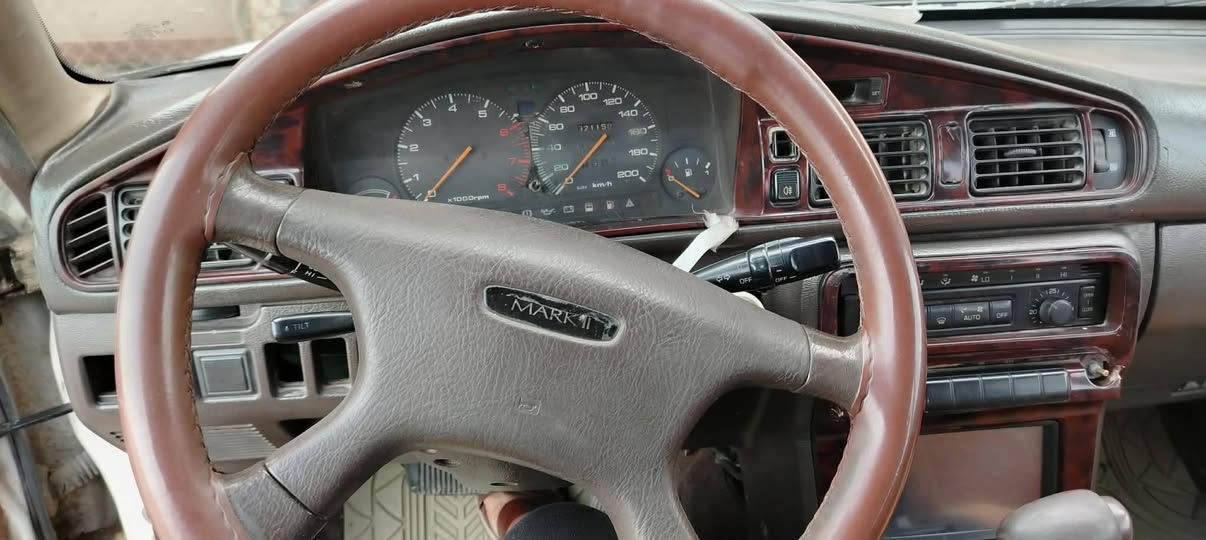 سلام عليكم مارك موديل 91بغداد  مكينه ونجي تخم تاير كهربائيات شغاله سنويه ساقطه من شهر 8تبريد شغاله سعره 40$وبيه مجال استفسار على رقم  واسط


**إذا كنت صاحب هذا الإعلان وتريد حذفه لأي سبب، رجاءا أرسل رسالة إلى الدعم الفني**