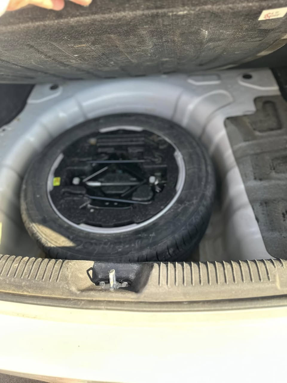 سياره النترا موديل 16 خليجيه مكفوله كفاله عامه قطره صبغ مابيهه سياره فول ماعده البصمه بكاني مديه الصدر ***********
