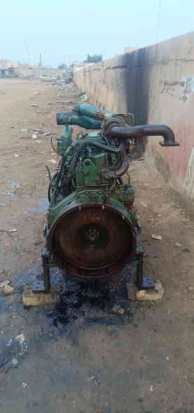 محرك فاو صيني 6 سلندر شغال كامل لا تبخير ولا تنقيص شرط الشغل السعر 8 ورقات المكان  الحله الشوملي 
***********
