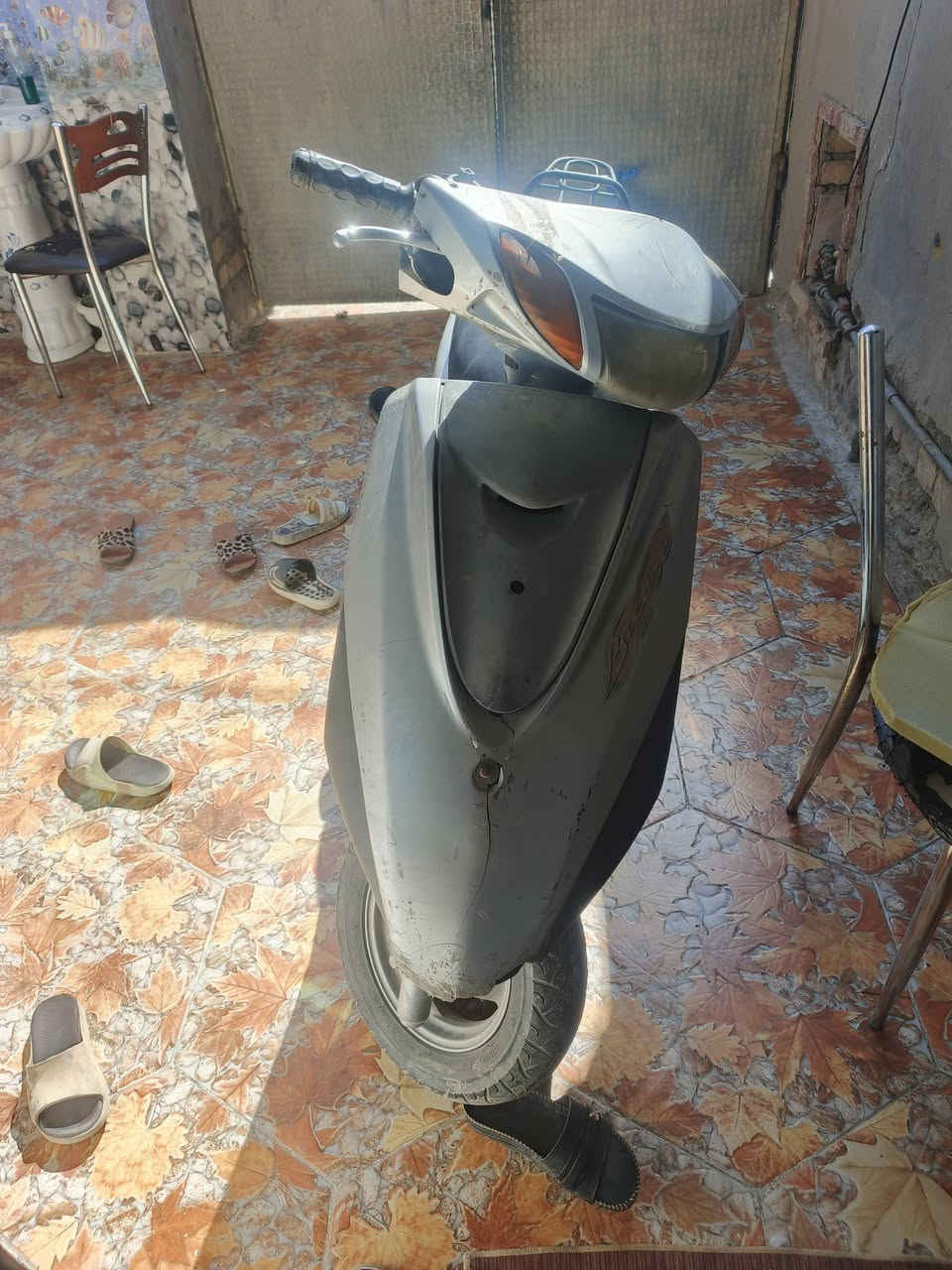 بريز لكزز شغاله هندر واحد مجفتهة جديد 300 او بيهة مجال مكان الشعب ***********
