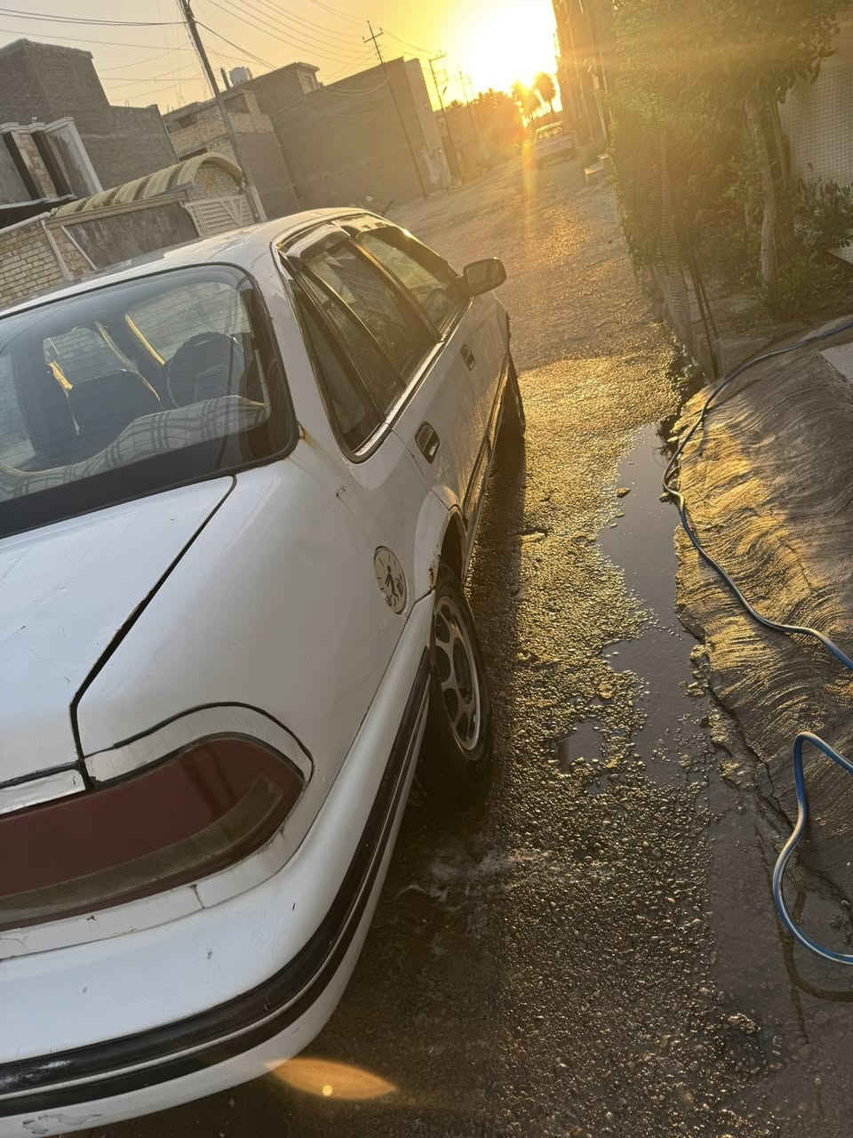 سلام عليكم 
برنس موديل 93
بحالة جيدة باسمي رقم بغداد 
السيارة خير من الله تبريد نقص كمبريسر
مشط استيرن جديد تايرات جدد
كهربائيات كلها شغالة
التواصل 
***********
بغداد الدورة البعيثة سعر 30
