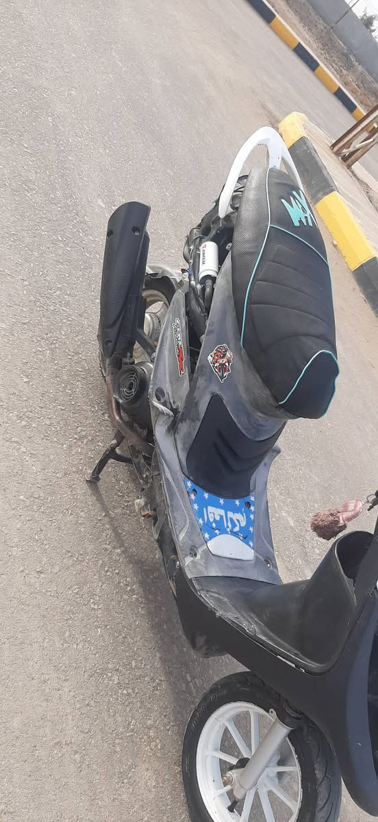 سلام عليكم
ماكس عدله (حربيه)
للبيع دراجه كله شغاله
سلف هندر لايت بك لايت هورن دبلات شغاله ضفيره جديده كله فيش المكينه ناعمه 55 مفتوحه مكفوله من سرقه وتنقيص وتبخير  
دراجه ابيعه عل هاي حطيه حربيه بدون كفراتتت بدون كفرات 
سعره ٤٠٠ وبيه مجال 
مكاني عفك للاتصال  ***********
