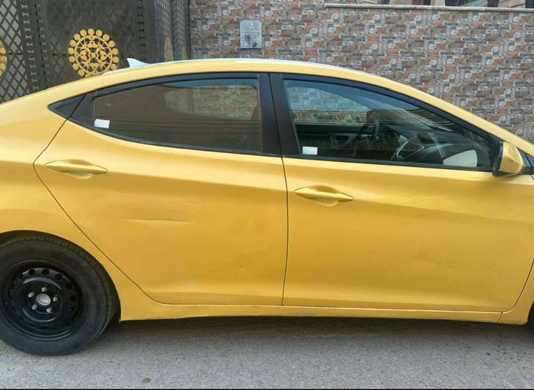 السلام عليكم
 النترا أمريكي🇺🇸 12
حادثها سطحي بنيد نفسه مصلح 
لغود وشواصي ودواخل كفاله  
 ليبل واحد بدون تبديل 
 محرك وكير صدر خير من الله
 تخم تاير جديد
 مواصفات نص فول
 رقم بغداد دولي
 مصفرة هيئة وغرامات تحويل ثاني يوم
 مكان بغداد البلديات 
السعر 93 وبيه مجال بسيط 
 رقم الهاتف ***********
