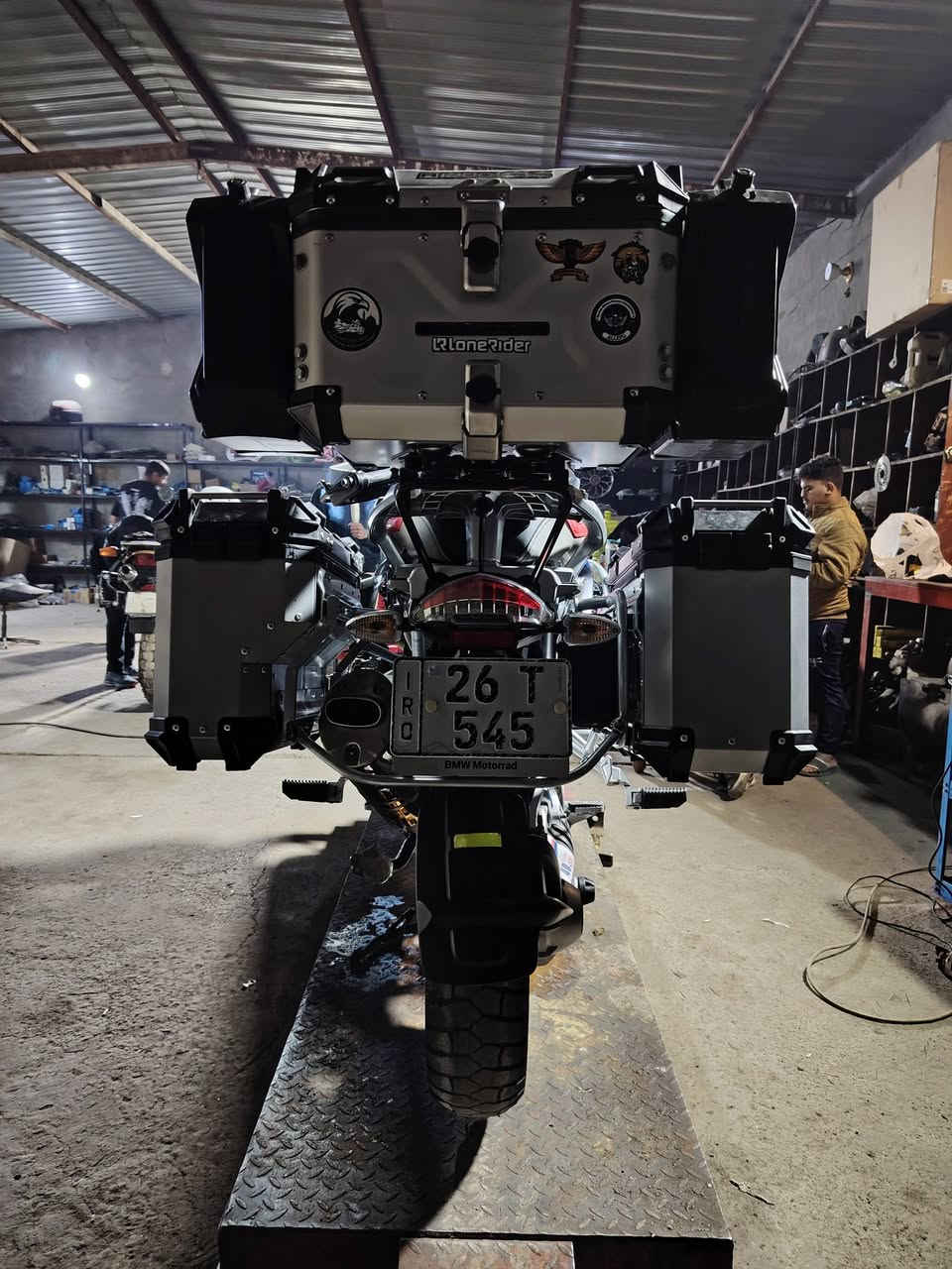 عمل قواعد جنط المنيوم GS 1200
للستفسار ***********
اخوكم امين ياماها
