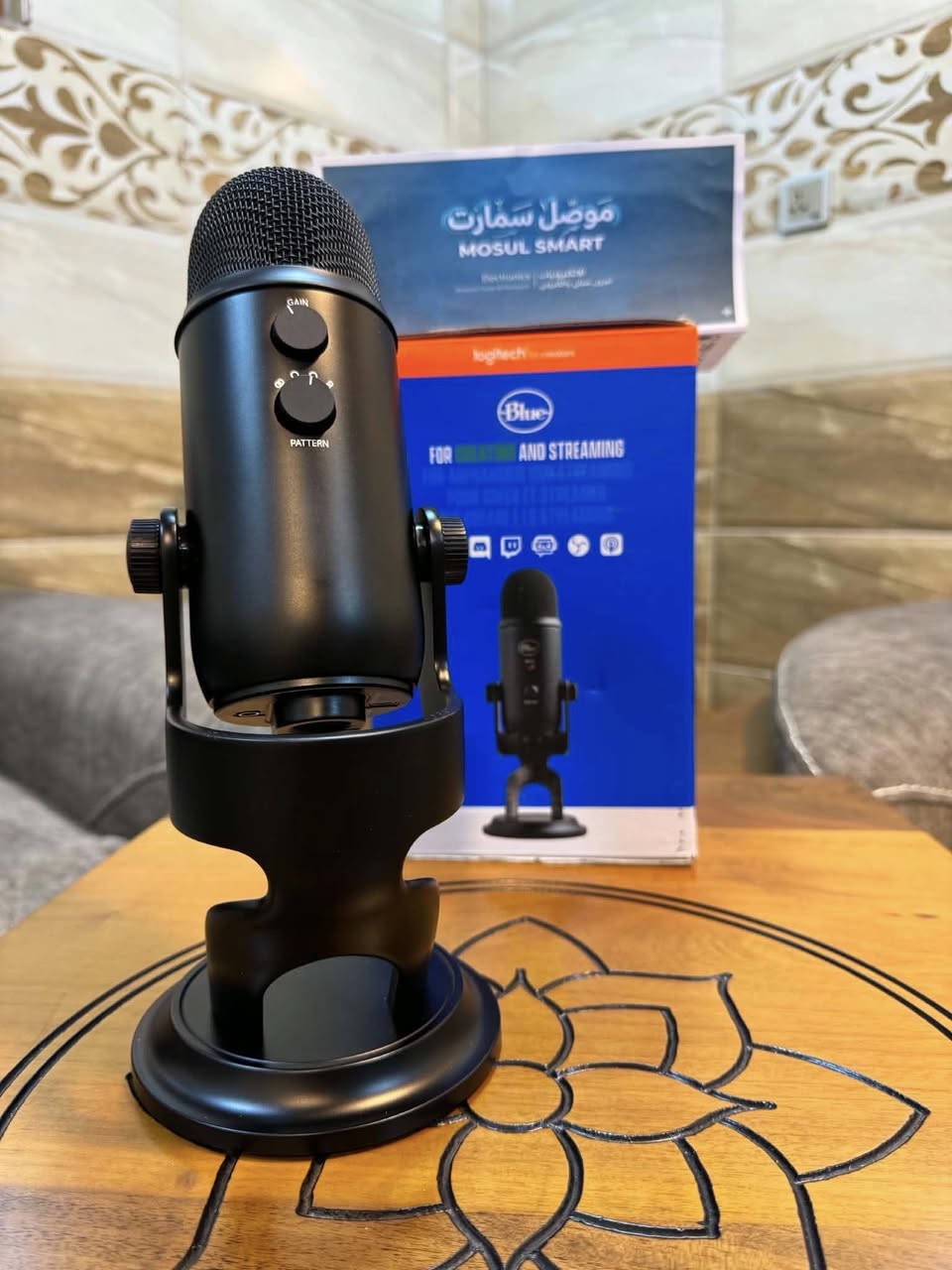 السلام عليكم
مايك 🎙️ احترافي ماركة لوجتك جديد كامل ملحقات وهذا شرح
 هذا المنتج هو ميكروفون Blue Yeti من Logitech، المصمم للبث والتسجيل.يتميز الميكروفون بنمط "Tri-capsule" الثلاثي الذي يتيح التسجيل في أي موقف تقريبًا.يوفر أنماط تسجيل متعددة (قلبي، ثنائي الاتجاه، متعدد الاتجاهات، وستيريو) لبيئات تسجيل مختلفة.يتضمن عناصر تحكم في الكسب ومخرج سماعة رأس للمراقبة بدون تأخير.يتصل مباشرة بجهاز الكمبيوتر أو اللابتوب عبر كابل 
انطونا بيه سعر وبالعافية🌹


**إذا كنت صاحب هذا الإعلان وتريد حذفه لأي سبب، رجاءا أرسل رسالة إلى الدعم الفني**