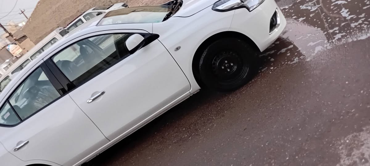 نيسان سني هندي مومصري ام البليته الزركه ضمان شركه السور مكفوله موديل 2024 رقم بغداد انكليزي مكاني بغداد زعفرانيه ماشيه ١٧ الف السعر ١٣٦ بيه مجال ***********
