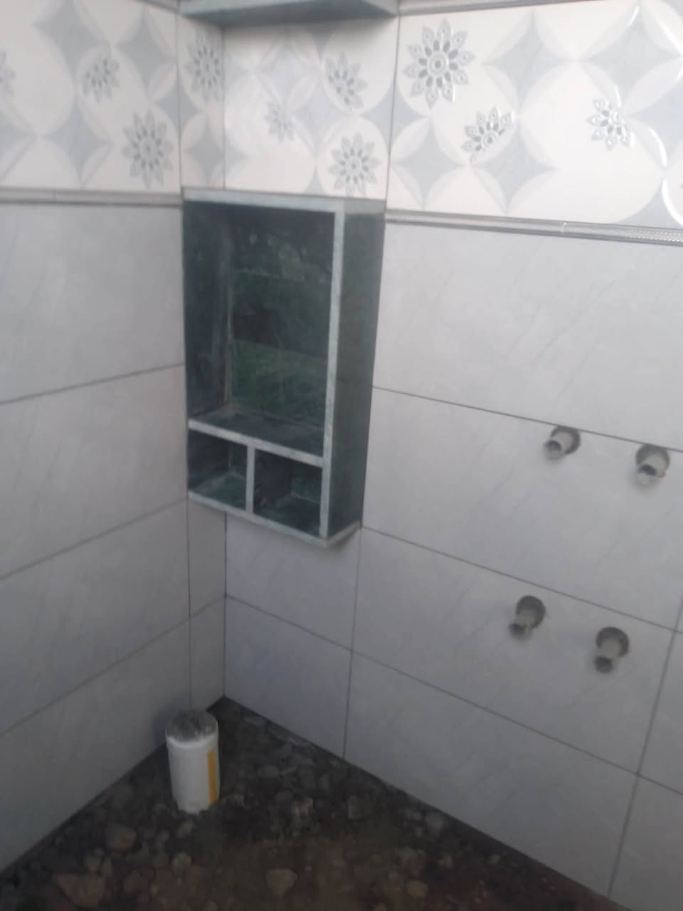 السلام عليكم.
يوجد كادر سيراميك متفرغ حاليآ للعمل وفق المواصفات الفنية والجودة الهندسية
بإشراف هندسي للأستفسار  اتصل على الارقام التاليه
***********
***********
