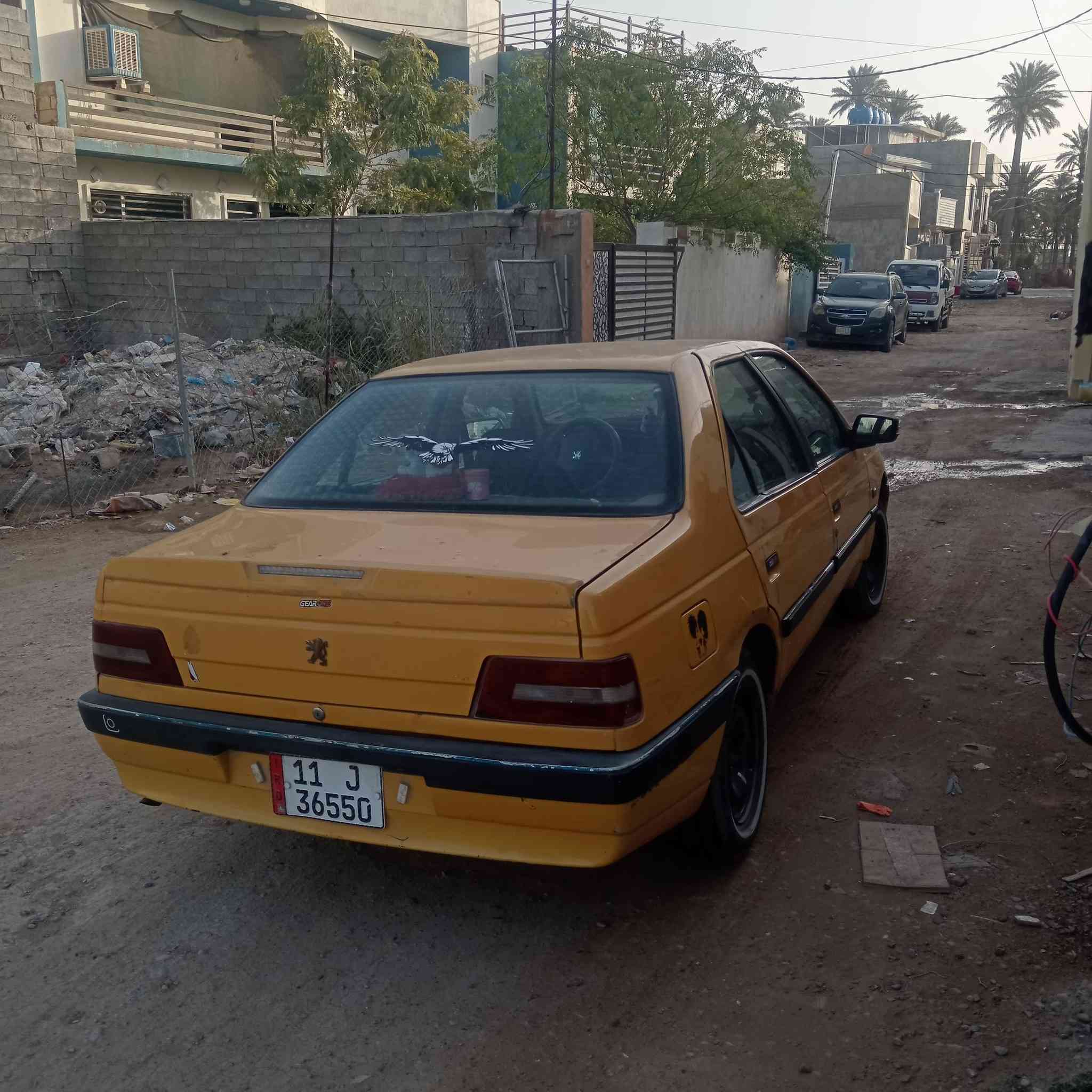 بيجو لميس موديل 2015 كير محرك مكفولات تخم تايرات كشرهه كدامك وداخل نضيف سنوية 26 تحويل ثاني يوم رقم انكليزي بيه نواقص شي بسيط سعر 36 ورقة وبيه مجال للاسفسار : ***********
