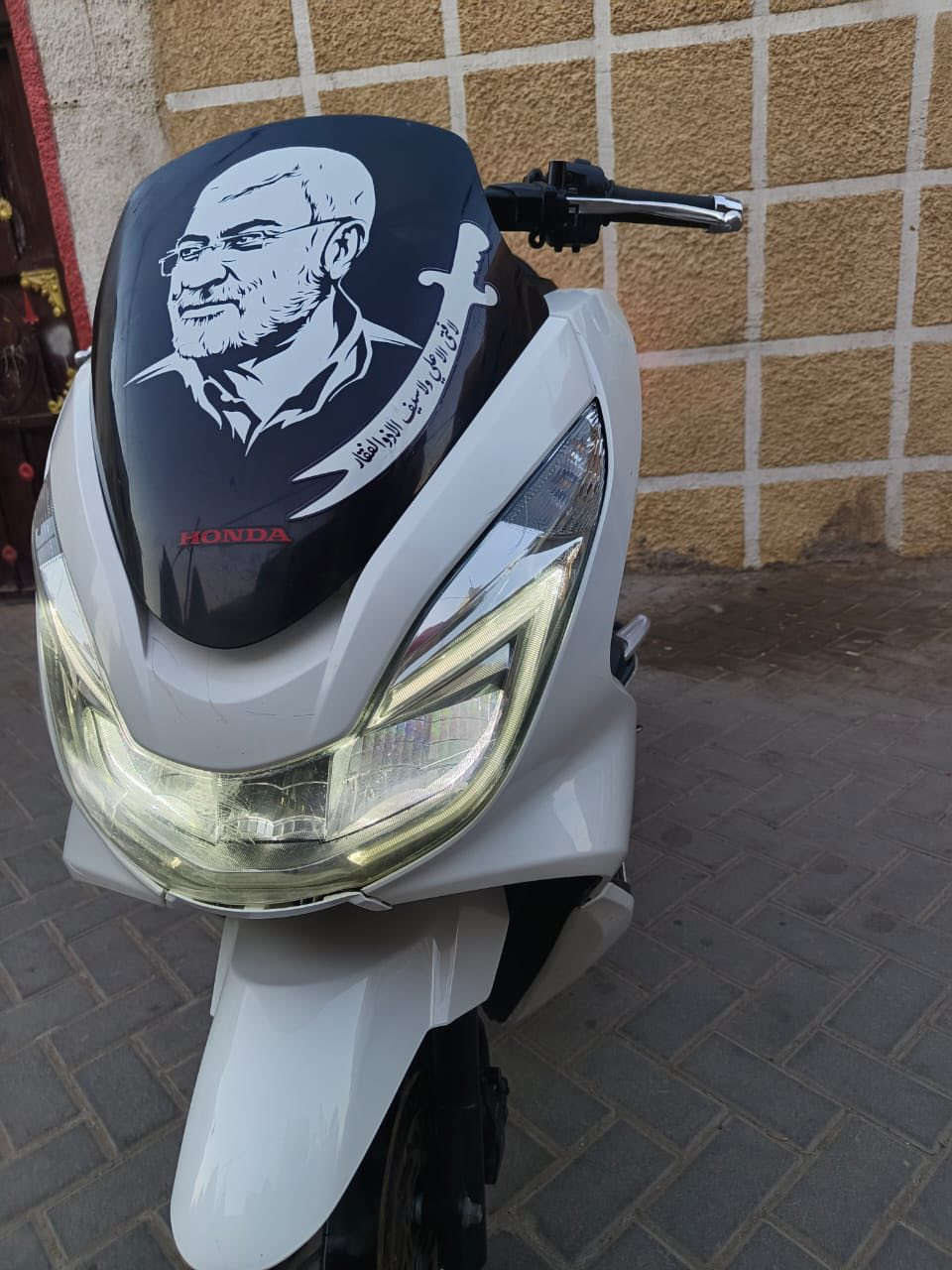 سلام عليكم بيس اكس جيل الثاني دراجه حلوه شلعه معدل شك الكاع ماشيه20 مكينه150حساسات كهربايات كله شغال سعر1650 عنوان مدينه الصدر . رقمي***********
