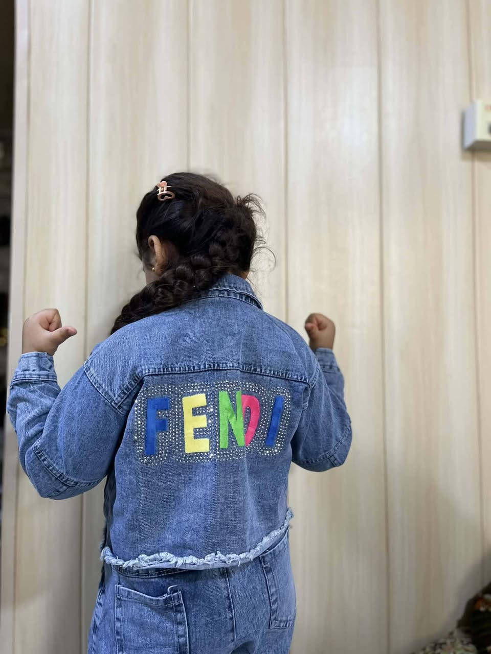 بضاعه العيد
سوت كابوي بناتي قطعتين ستره والبنطرون يلبس عمر 5-6  والسعر 20 
توصيل داخل خانقين الفين


**إذا كنت صاحب هذا الإعلان وتريد حذفه لأي سبب، رجاءا أرسل رسالة إلى الدعم الفني**