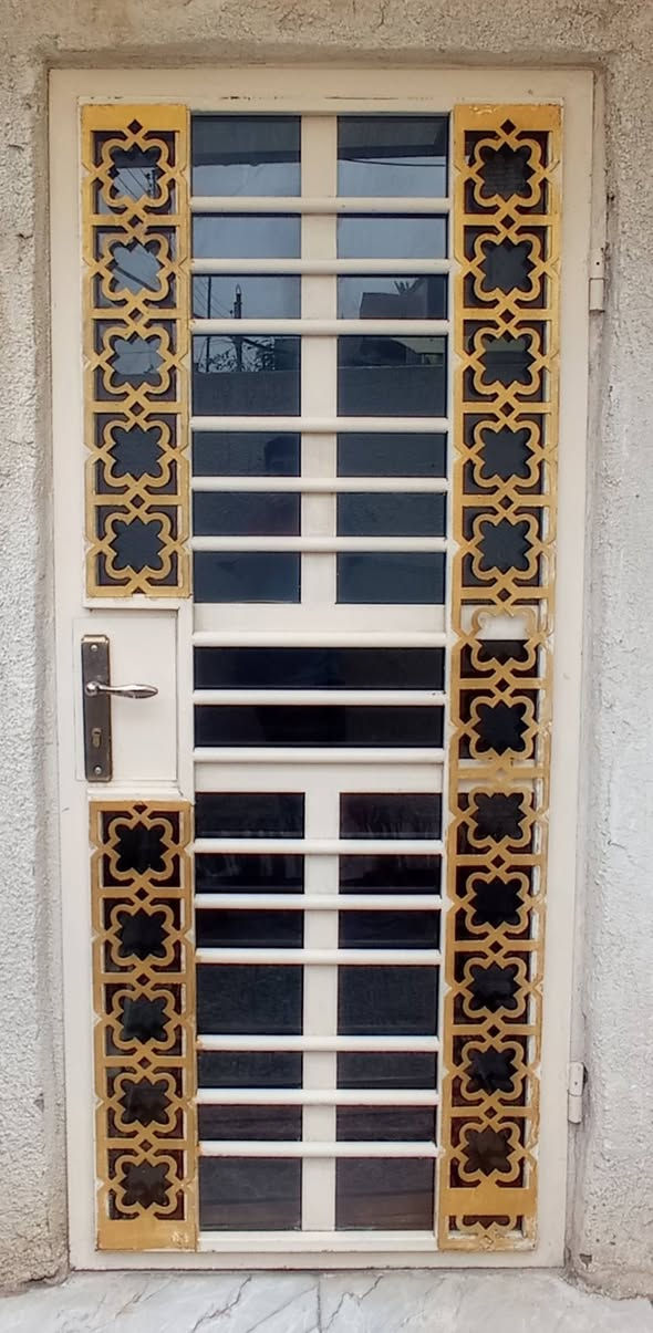 سلام عليكم
باب حديد ارتفاع 215
عرض 95
مكاني بغداد الدوره.
سعر خاص


**إذا كنت صاحب هذا الإعلان وتريد حذفه لأي سبب، رجاءا أرسل رسالة إلى الدعم الفني**