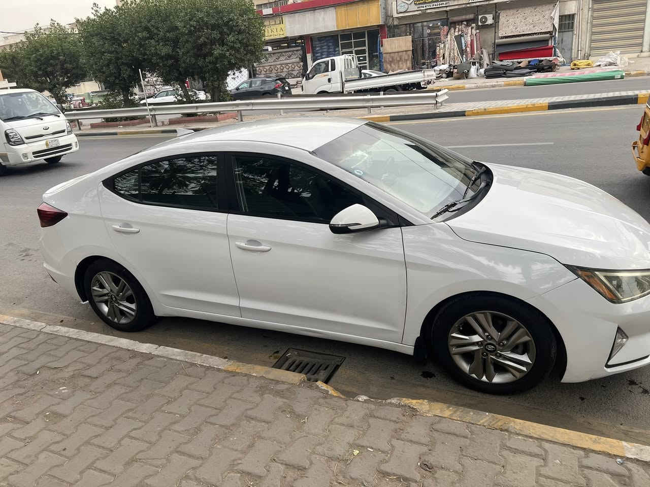 سلام عليكم اننترا موديل 2020 وارد أمركي بيه جاملخ مصلح بنبد بدل بدون دواخل سياره جاهزه من كلشي بيه منضومه غاز  رقم11  بغداد سعر 129 بيه مجال  عنوان بغداد جكوك رقم تلفون ***********
