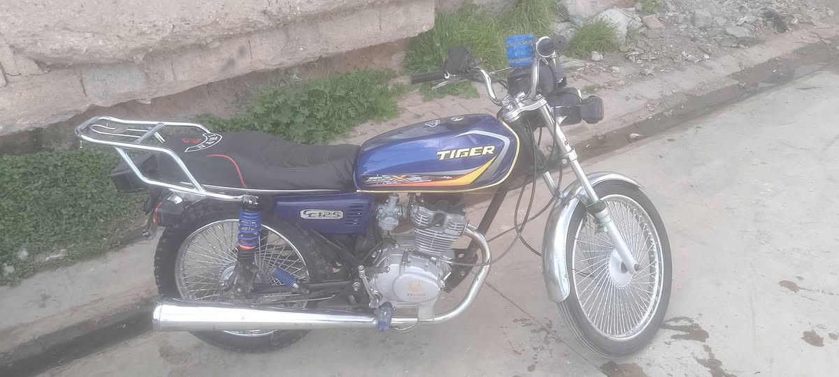 ماطور للبيع موديل 2021شرط لاصرف ولا بخار كهربائيات كلها شغال مستعجل على بيع سعر 260بي مجال رقم ***********
