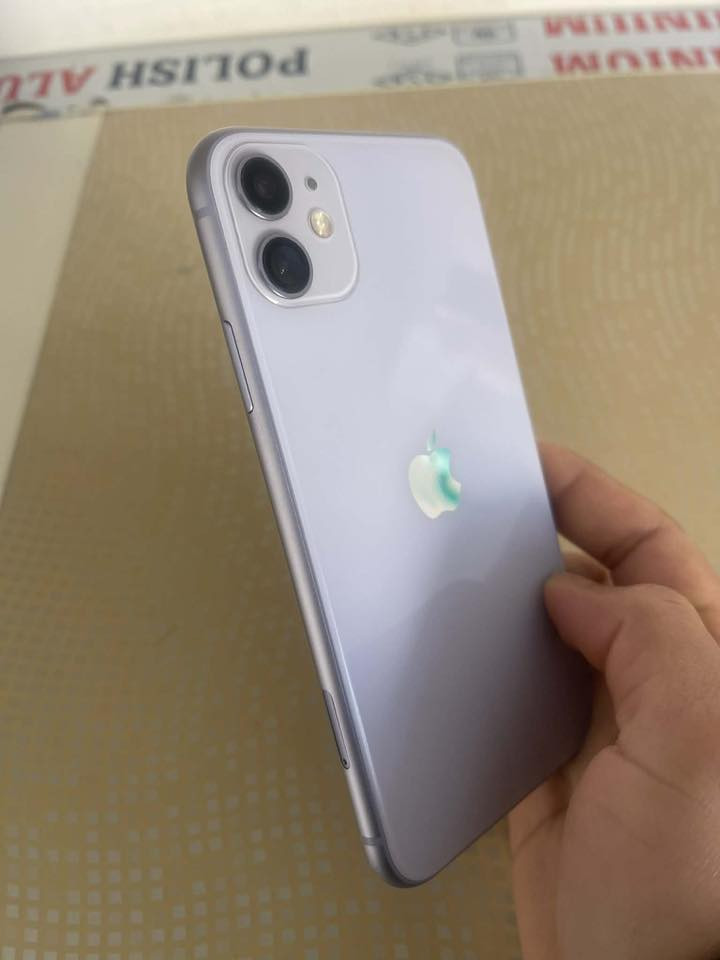 السلام عليكم ايفون 11 كامرتين الون سمائي فاتح 
ذاكره 128 دبل سيم كارت بطاريه 100 مستبدله جديده نضافته 80‎%‎ كله شغال ماعدا زر الصامت الايعمل فيس ايدي شغال نموذج M
ومن حدثته اخر اصدار ضهرت الشاشه في القطع المستبدله بس اني ابيع ممبدل مكفوله فقط بطاريه
العنوان البصرة  توصيل محافضات الايوجد السعر 275
وتفاوض شيء بسيط الشراي يراسل خاص ***********
