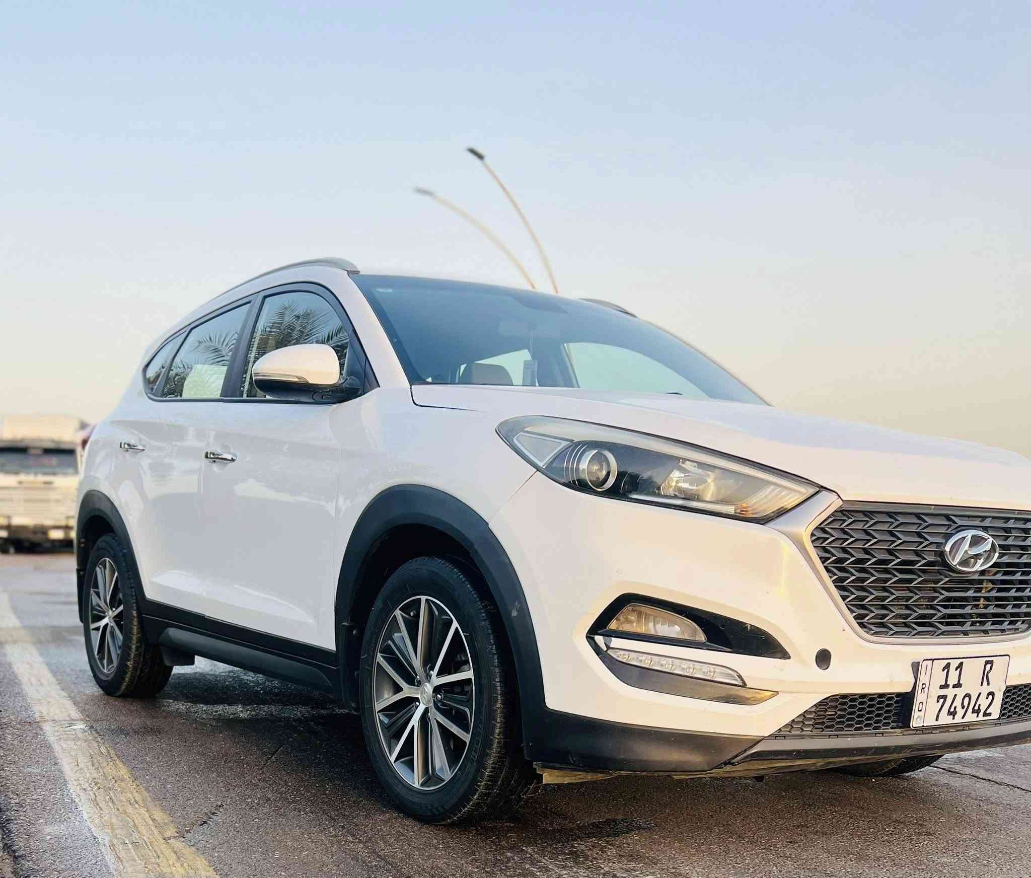 يالله 

توسان  خليجيه 

 2016 كفاله عدا البنيد مرشوش فقط بدون فتح

سياره جديده كلش استخدام شخصي 
ماشيه 119 
رقم بغداد بسمي تحويل مباشر 
فول عدا البنراما 

السعر 157 وبيه مجال بسيط

مكاني بابل 
***********
***********
