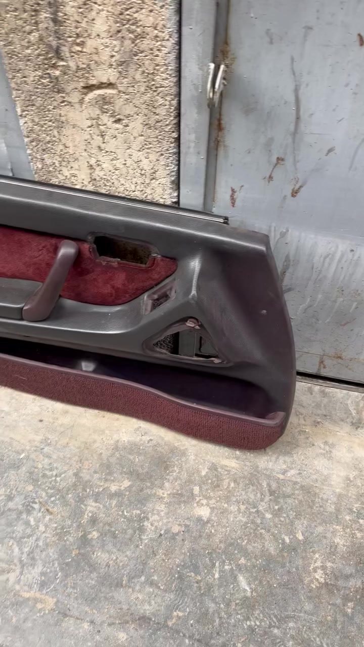 بطه ارنب هارتوب سيدان كرسته نفخ مارك نفخ راس لثور  العنوان بغداد الطالبيه بل فلكه مال ٨٣موجود توصيل كافات المحفظات الرقم الهاتف ***********
