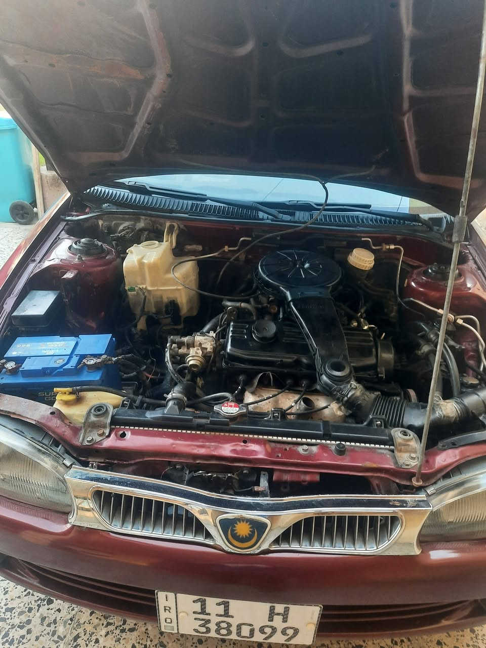 بروتون 2004 رقم بغداد انكليزي السيارة جاهزة من مكينة كير كفالة كير اوتوماتيك صدر أمامي خلفي تبريد  كلة جاهز مصبوغة عام للجمالية السعر 53 الرقم *********** العنوان البياع شرطة الخامسة
