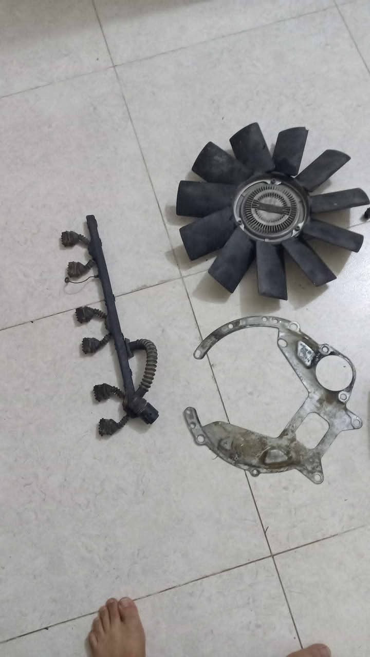 سلام عليكم من رخصت ادمن غراض 500 قبق ولفات  
سلندر 28بي برغي مال كور واحد مسحوك نضيف
سلف مسكر
بطيخات ثلاثه حساس كام شفت وتي بي اس
مسطره نوزلات ولف راجع
فانوص كامل مكان بغداد


**إذا كنت صاحب هذا الإعلان وتريد حذفه لأي سبب، رجاءا أرسل رسالة إلى الدعم الفني**