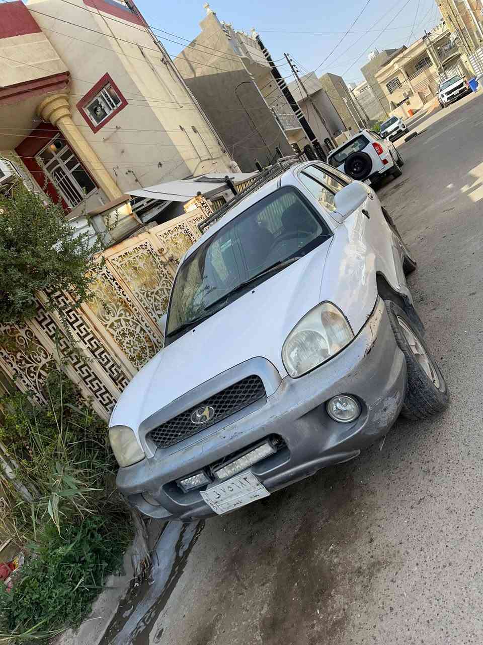 سلام عليكم
سنتافيه موديل 2001 
6 سلندر مكينه 2700
حائز ثالث بئسم نسيبي وموجود نسيبي 
للاستفسار الاتصال عله هذا رقم 
‏‪0776 665 3335‬‏
السعر 35 $
