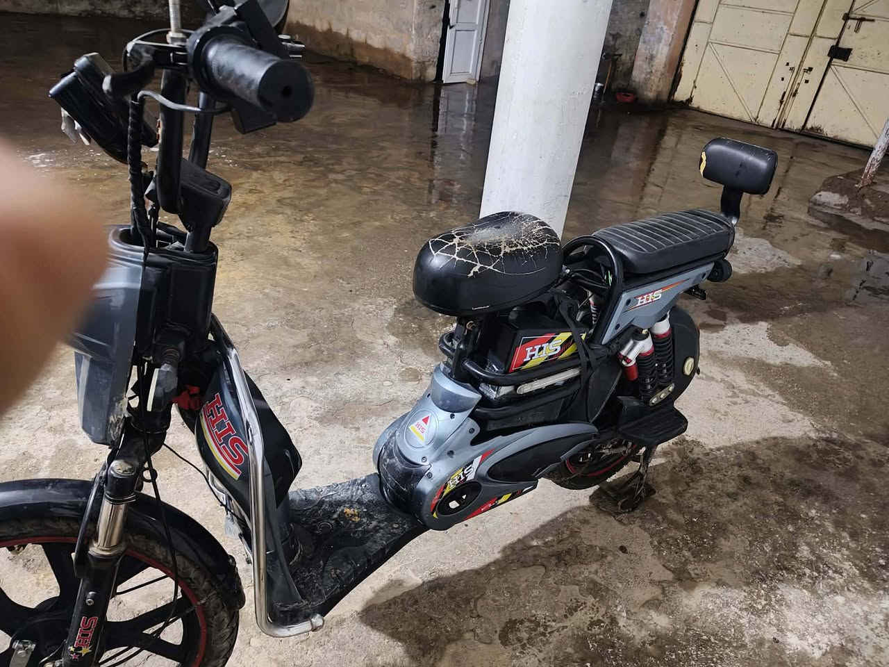 البيع ماطور شحن كل شي جديد بطاريات جديد كلشي شرط سعر خاص ***********
