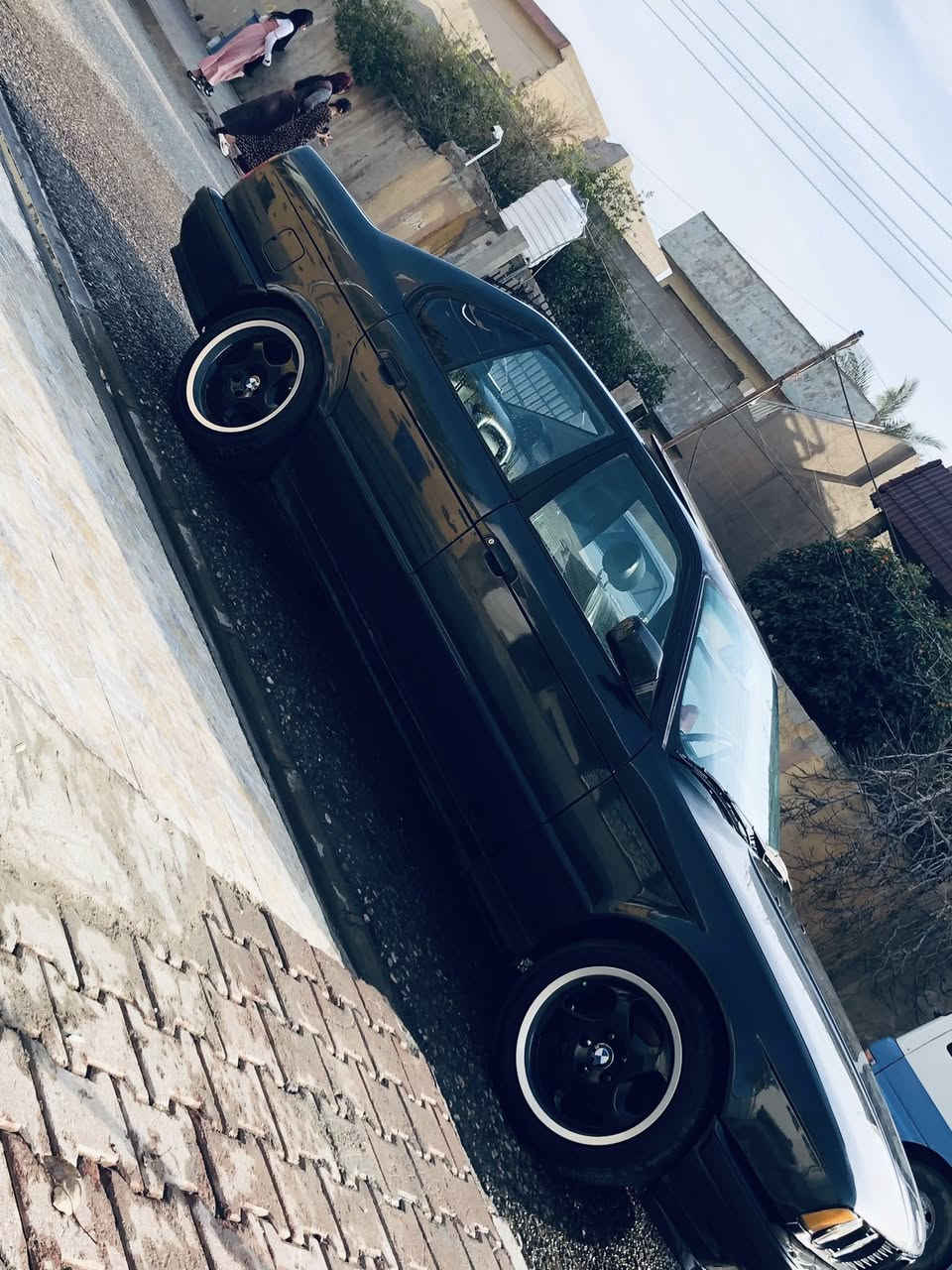 سلام عليكم اخوان بي ام ٥٢٠ بليته كير ومكينه ٢٥ مفتوح موديل ٨٩ سياره خير من الله سنويه تنتهي ب٢٠٢٧ داخل جلد تايرات جدد عليها ايدامه جديده سياره كاعده ومرتبه ماعليها مصرف مكاني كركوك بيع ومراوس 
***********
والشراي بي خير ويدلل
