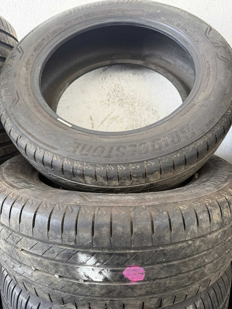 زوج برجستون 215/60/17
السعر ٤٠ الف
انتاج ٢٣

بغداد المعامل 📍
يوجد توصيل 
***********
