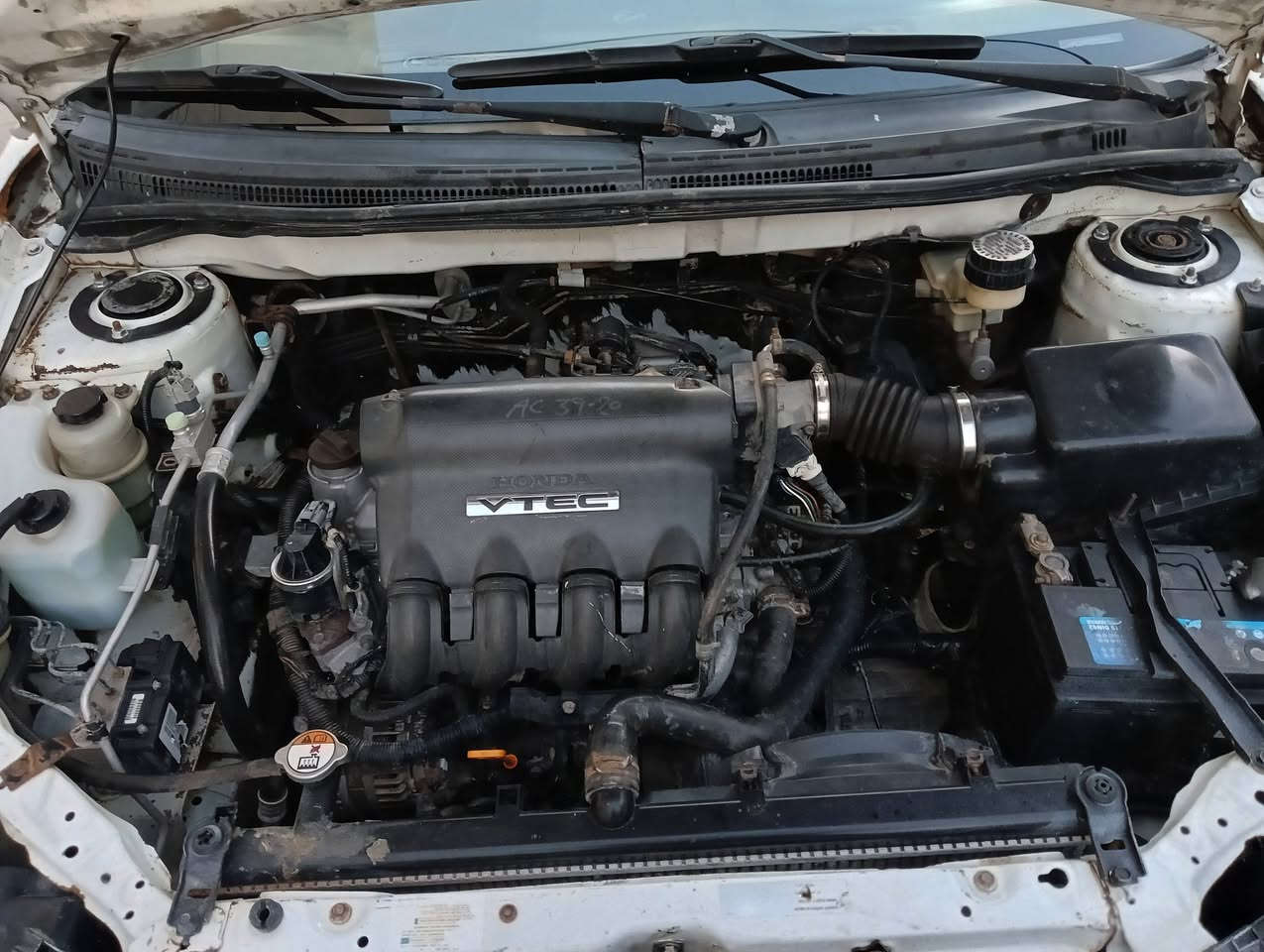 السلام عليكم بي واي دي موديل 13 كير عادي مكينة بلادي سنويه 29 السعر 50 مكاني البصرة مكفوله من الصبغ العام بيه شويه بارد للاتصال *********** البصراوي البصره
