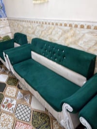 طقم ٥ قطع • ١٠ مقاعد • نضيف