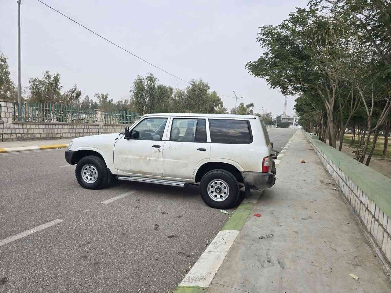 2003
مزايدة 
ناوسبي 
گيروو مةكينةو اكسلي بةشةرت 
تةقةو رةقةي نيية 
تةقيني نيية 
بئ مةسرف 
وةكالةو هةموي بةشةرت 
عام بةمبة لةسةر ساخي 
سعري 70مةجاليكي كةم 
شوين كةلار 
***********
