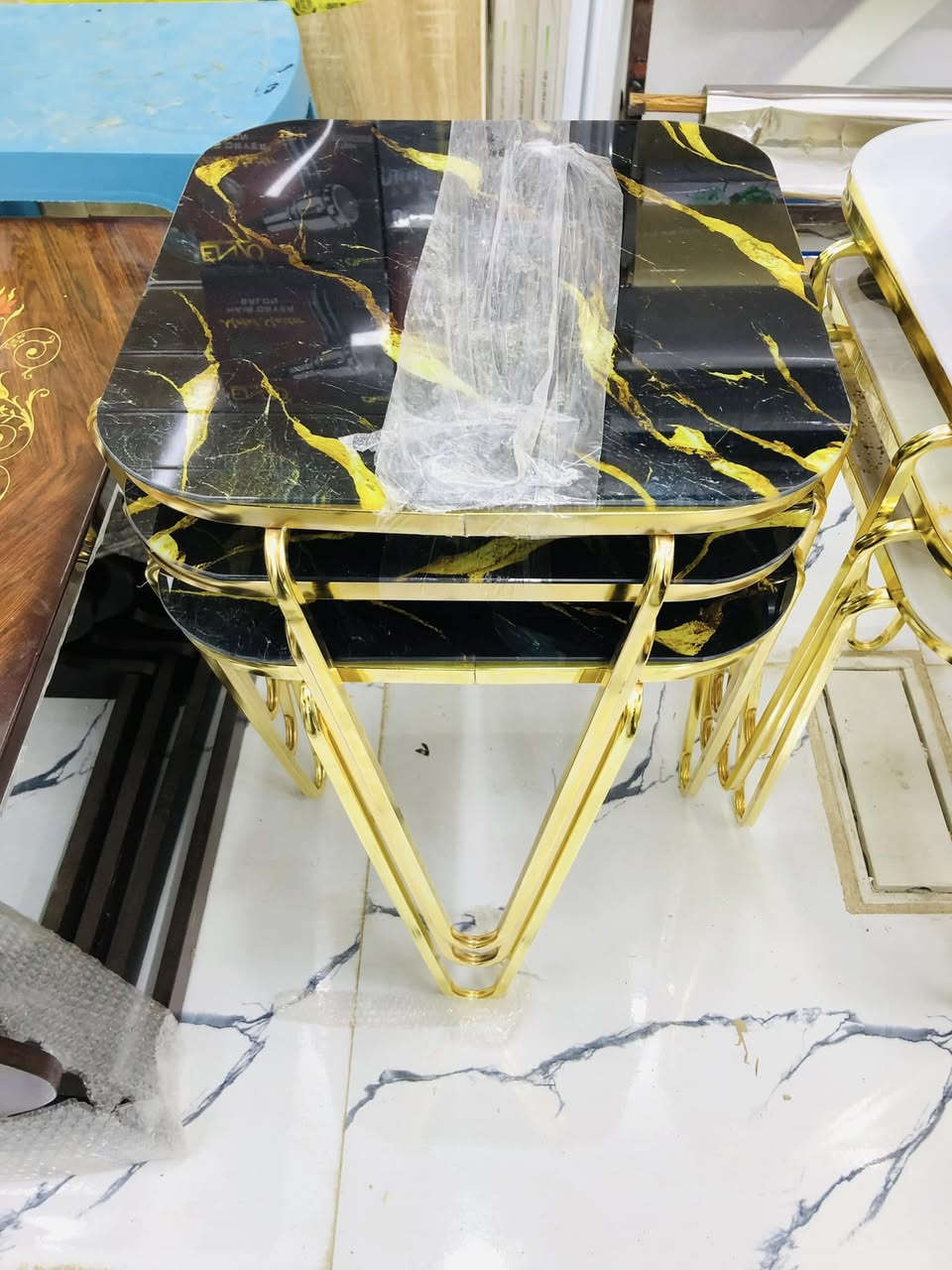 كلشي تحتاجه موجود يمنه وبالقسط المريح وتدللون اهلاً وسهلاً بالجميع 
العنوان :- الزبيديه حي العسكري مجاور المدرسه الحديديه مقابل المتنزه الكبير 
(***********)
