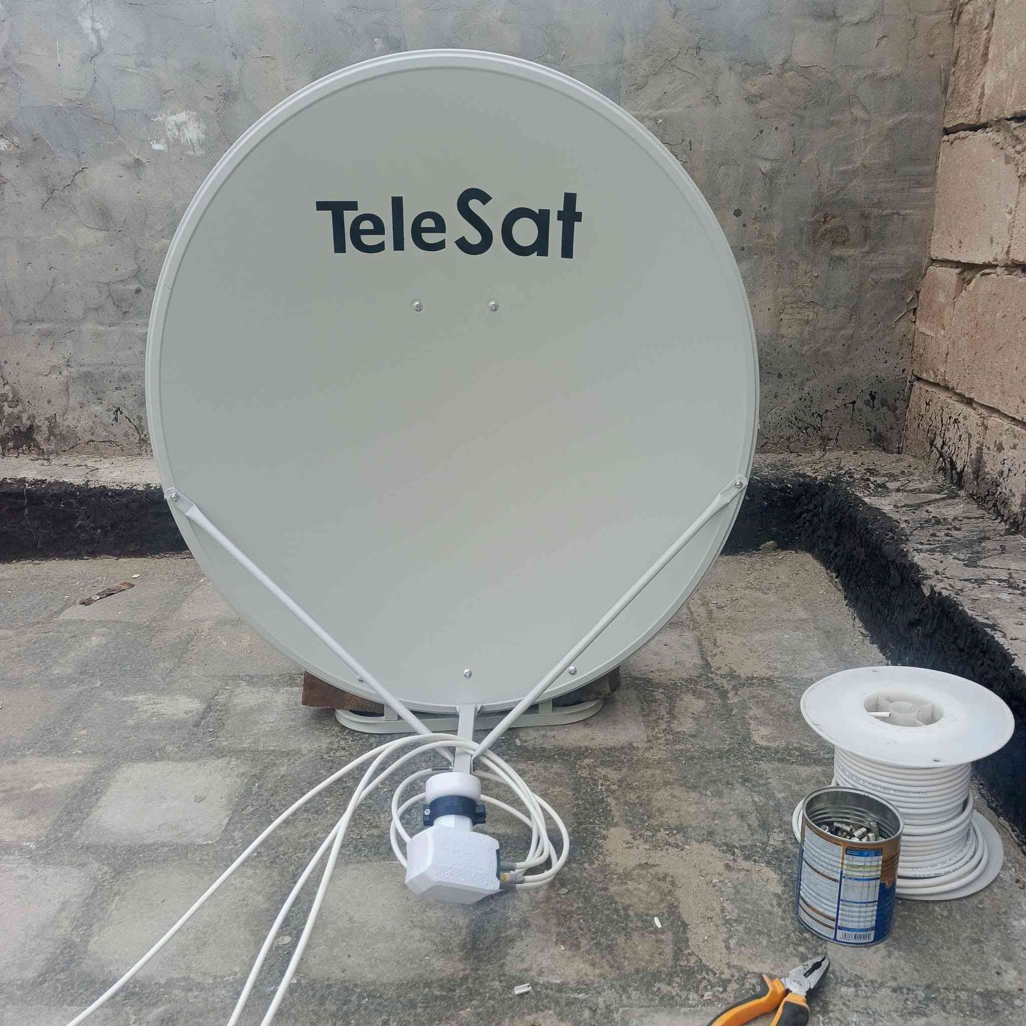 تنصيب ستلايت📡 نصب ستاند بلازما🖥
لاتصعد تلفزيون📺 ولا احتاج للكهرباء🔌 ولا دوخة الراس🤕
بجهاز الفايندر 📟 بحث وبرمجة الستلايت📼
يوجد لدينا ستلايت انترنت📽️ مع صحن ثقيل📡نوعية ممتازة
واتساب📲 أو للآتصال 📞 ***********
