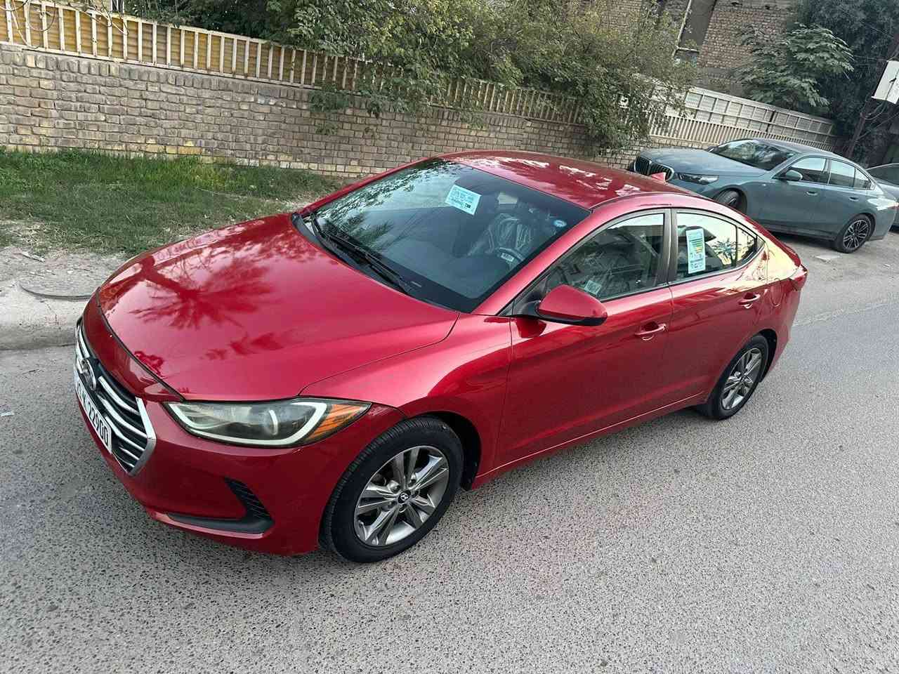 سلام عليكم شباب عندي النتره 2017 أمريكي حادث بس البنيد بدون دواخل شرط الفحص رقم سليمانيه دولي رقم وسنويه وهزه جديد باسمي مكانه بغداد جاهزه من كلشي  *********** بغداد, العراق
