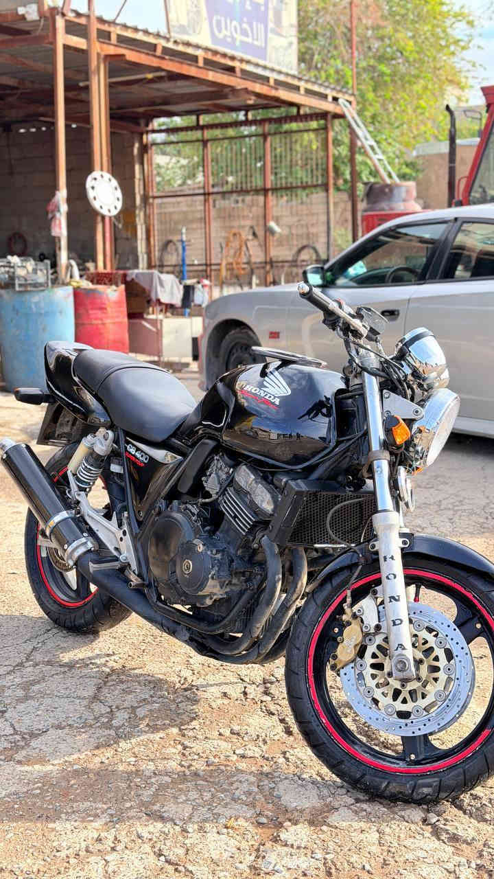 سيبي فور كامل من اوراق ومحرك شرط دراجه نضيفه كلشي مناقصه. جيل اول سعره 19$ وبيه مجال للشراي تواصل ع الرقم.*********** مكاني كركوك
