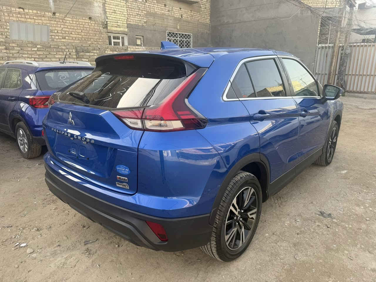 ميتسوبيشي كليبس كروز 2024 ياباني اصلي دخول جديد منفيست بأسمي مصلحه نقصها صبغ فقط تفاصيلها واضحه بالصور للبيع فقط على هذا الوضع بدون لوحات 
السعر : 107$ 
العنوان : بغداد 
***********
